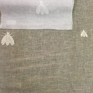 Tenda in Lino Ricamato Api grandi e piccole All Hover